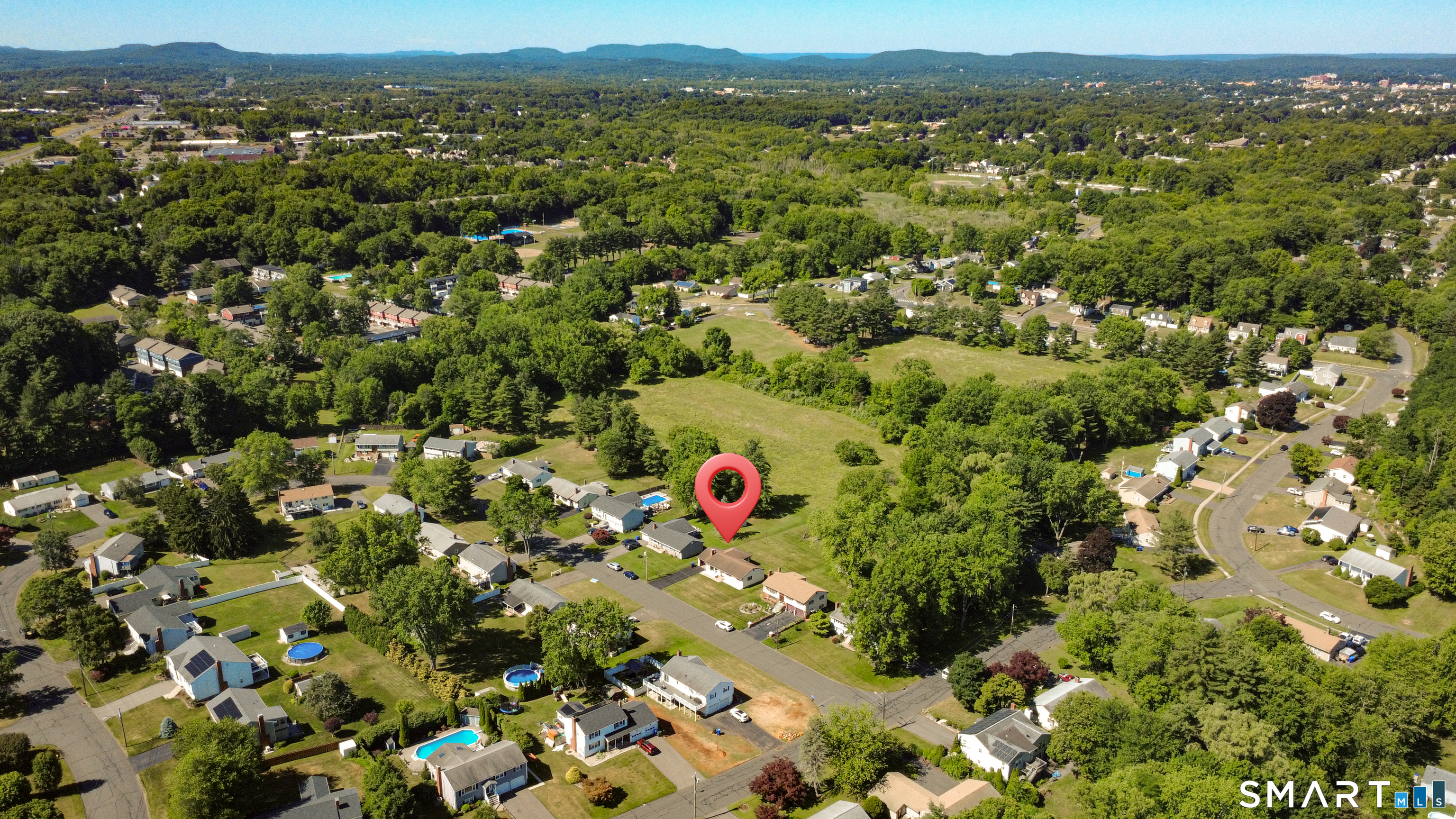 17 School House Road Newington CT 06111
