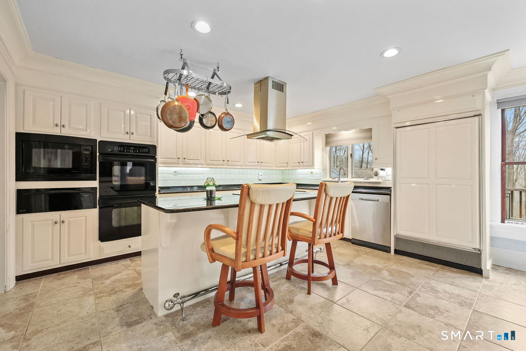 17 Abbotts Hill Road Newtown CT 06470