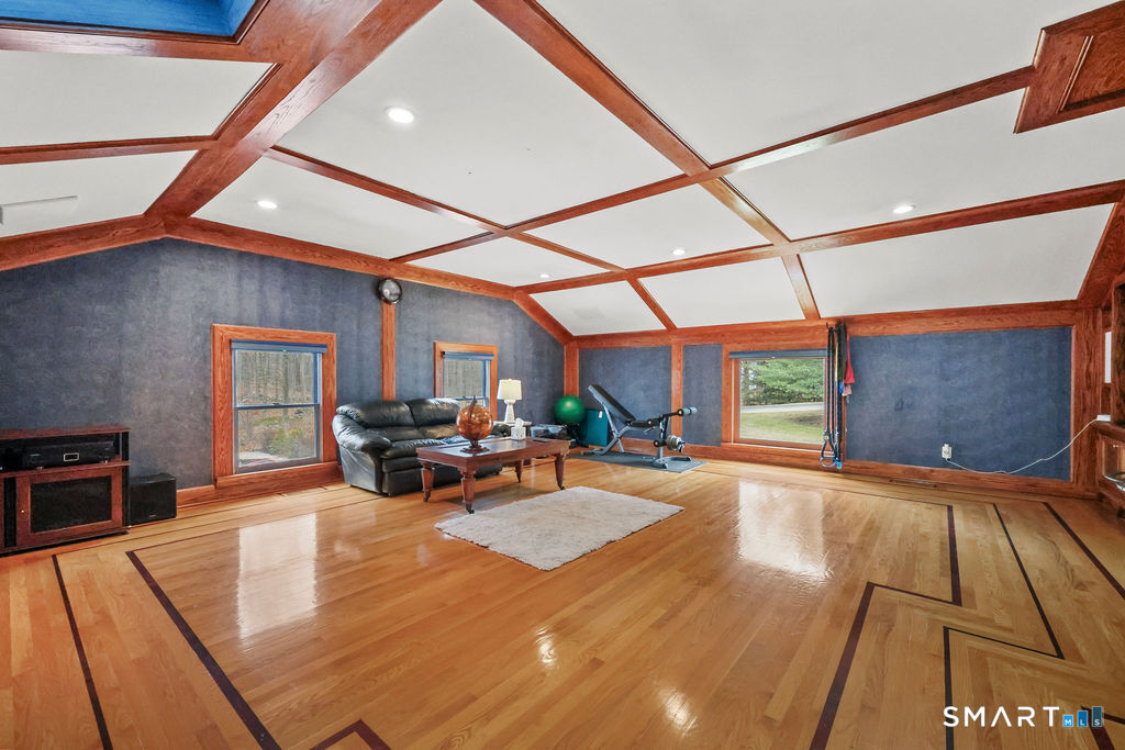 17 Abbotts Hill Road Newtown CT 06470