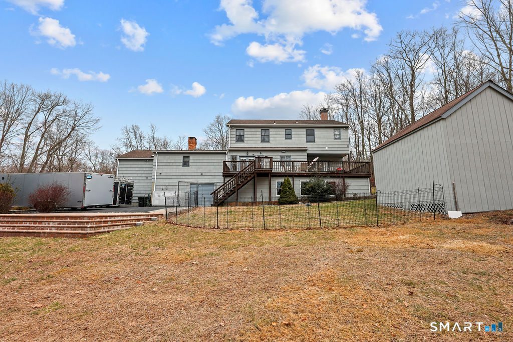 17 Abbotts Hill Road Newtown CT 06470