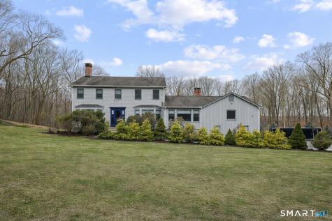 17 Abbotts Hill Road Newtown CT 06470