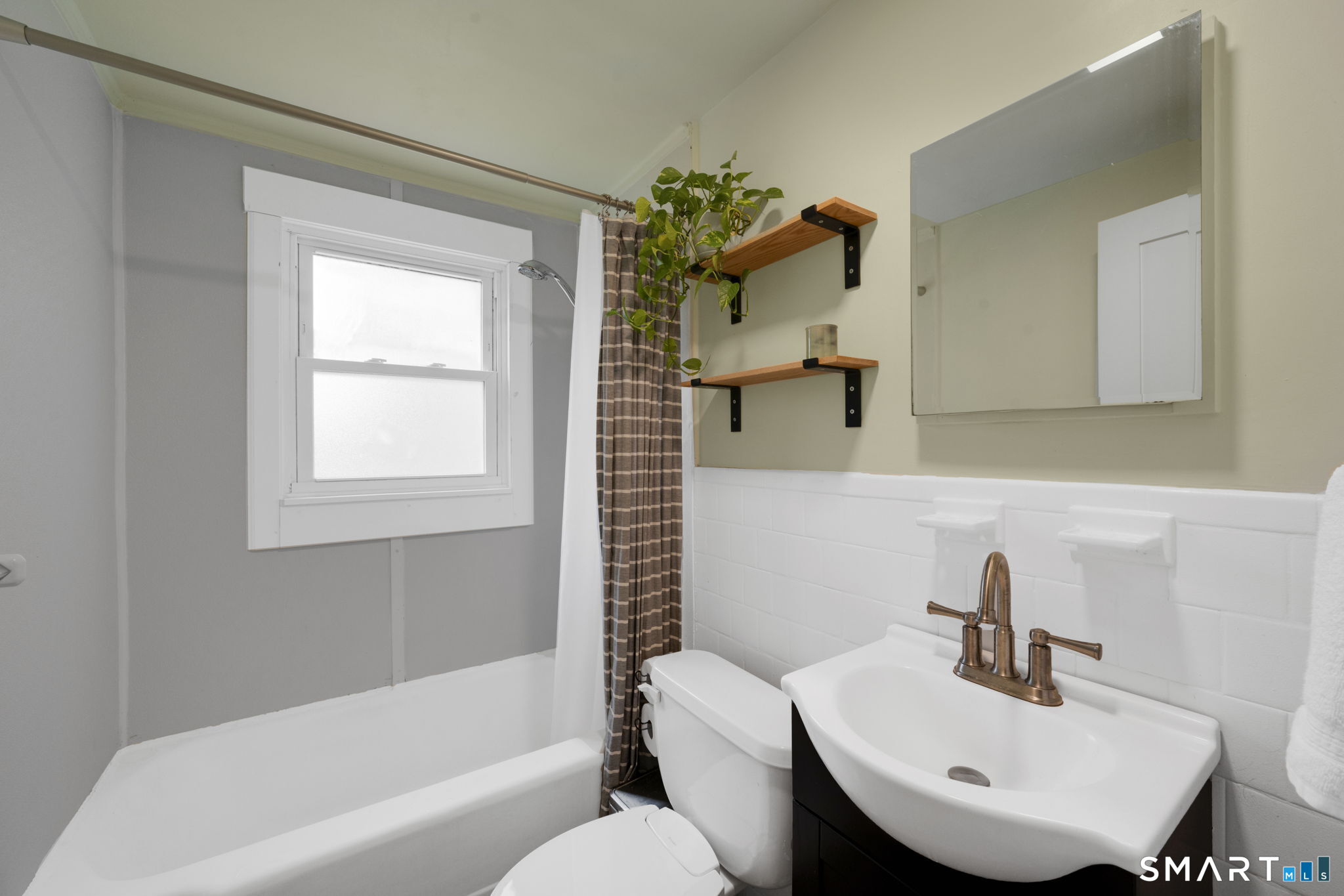 35 Scotch Cap Road Waterford CT 06375