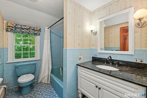4 Scatacook Trail Weston CT 06883