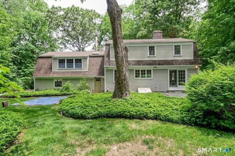 4 Scatacook Trail Weston CT 06883