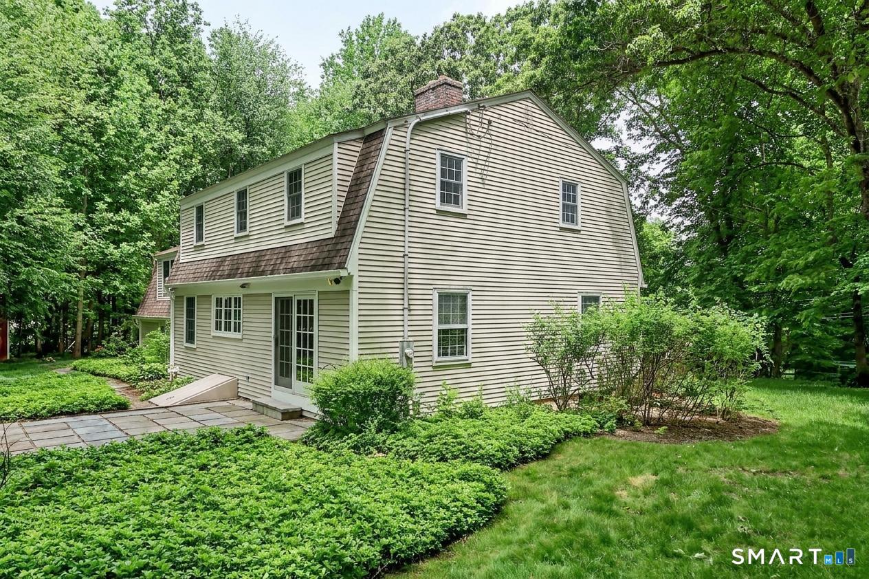 4 Scatacook Trail Weston CT 06883