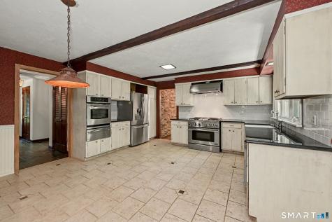 4 Scatacook Trail Weston CT 06883