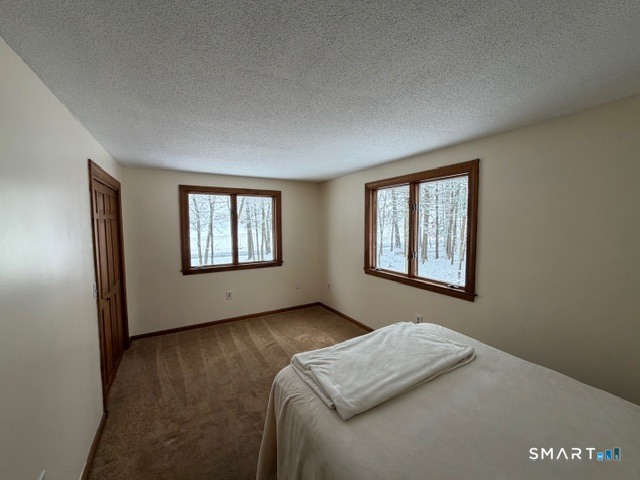 5 Cantlewood Drive Somers CT 06071