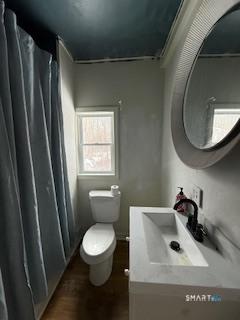 52 Walnut Hill Road East Lyme CT 06333