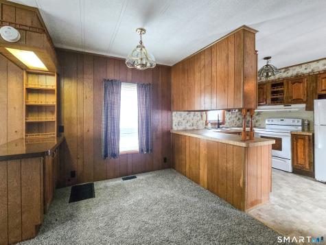 15 Tunnel Hill Court Lisbon CT 06351