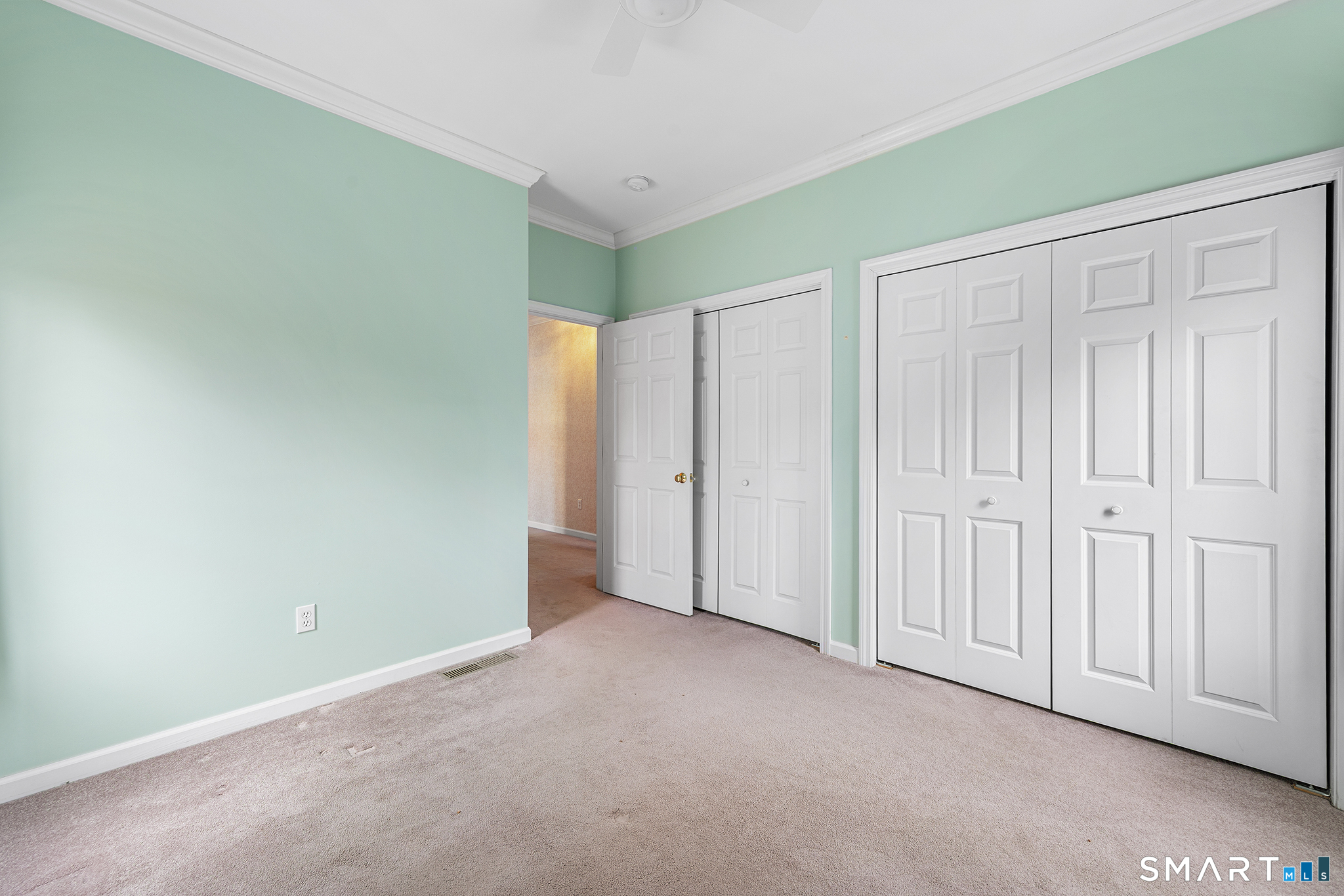 177 Thistle Pond Drive Bloomfield CT 06002