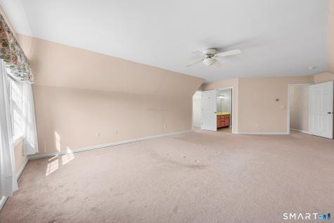 177 Thistle Pond Drive Bloomfield CT 06002