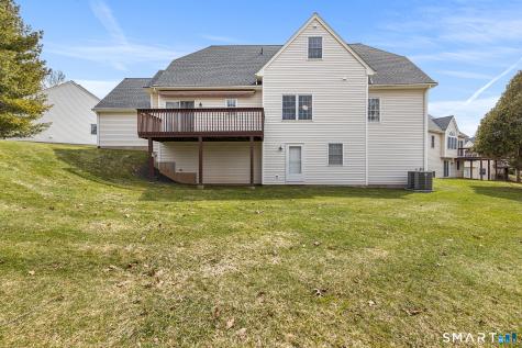 177 Thistle Pond Drive Bloomfield CT 06002