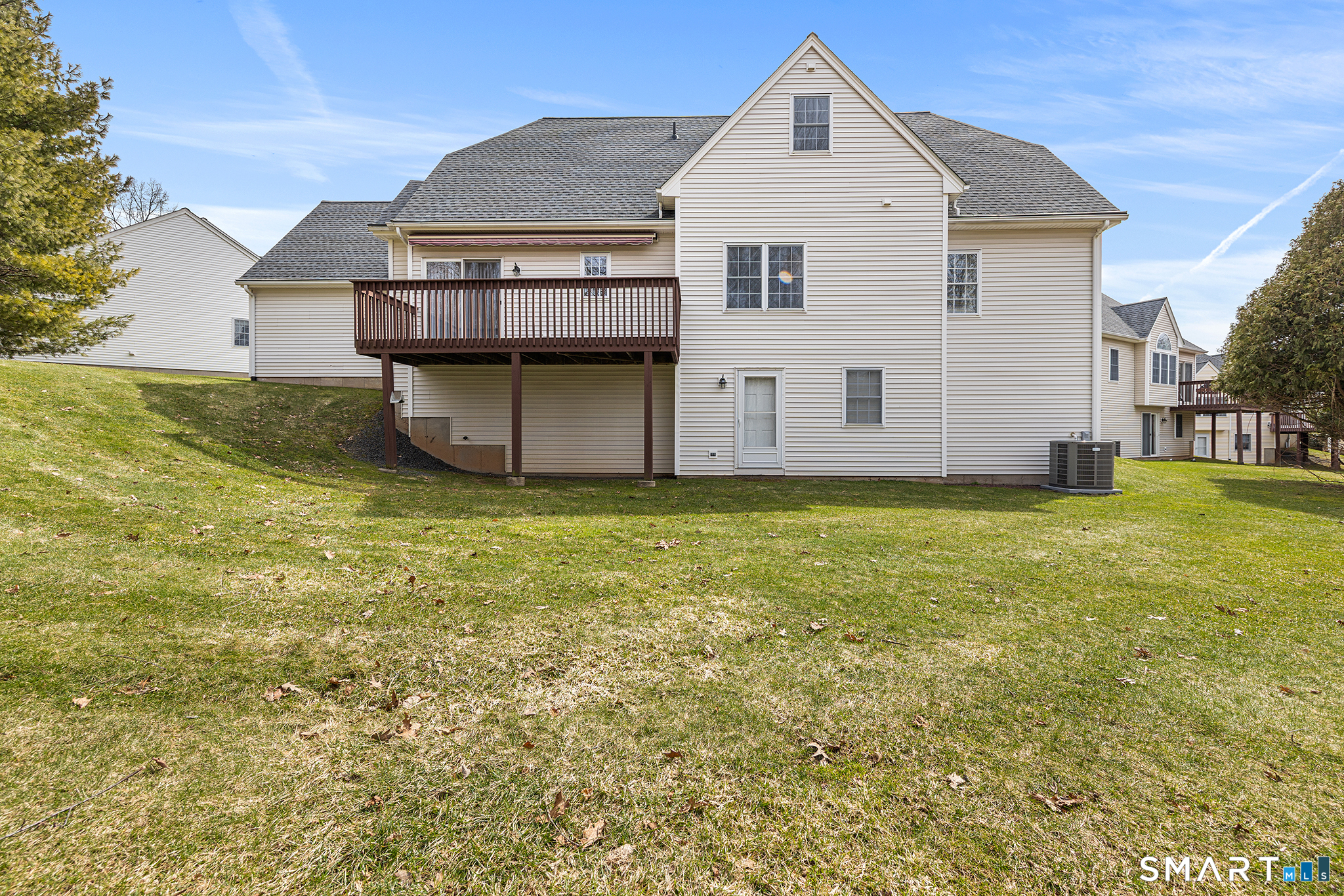 177 Thistle Pond Drive Bloomfield CT 06002