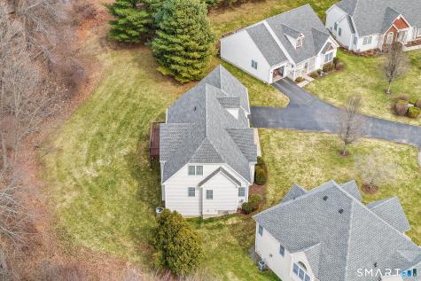 177 Thistle Pond Drive Bloomfield CT 06002