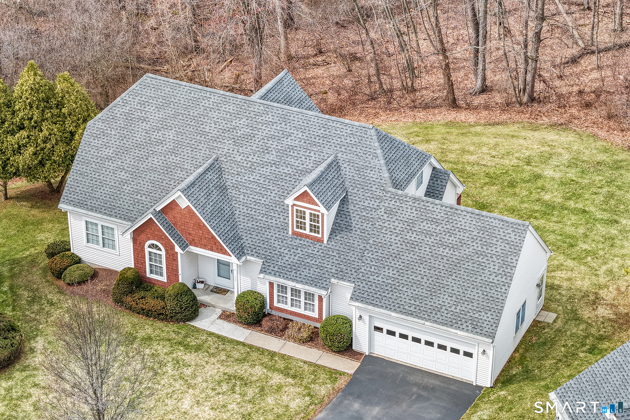 177 Thistle Pond Drive Bloomfield CT 06002