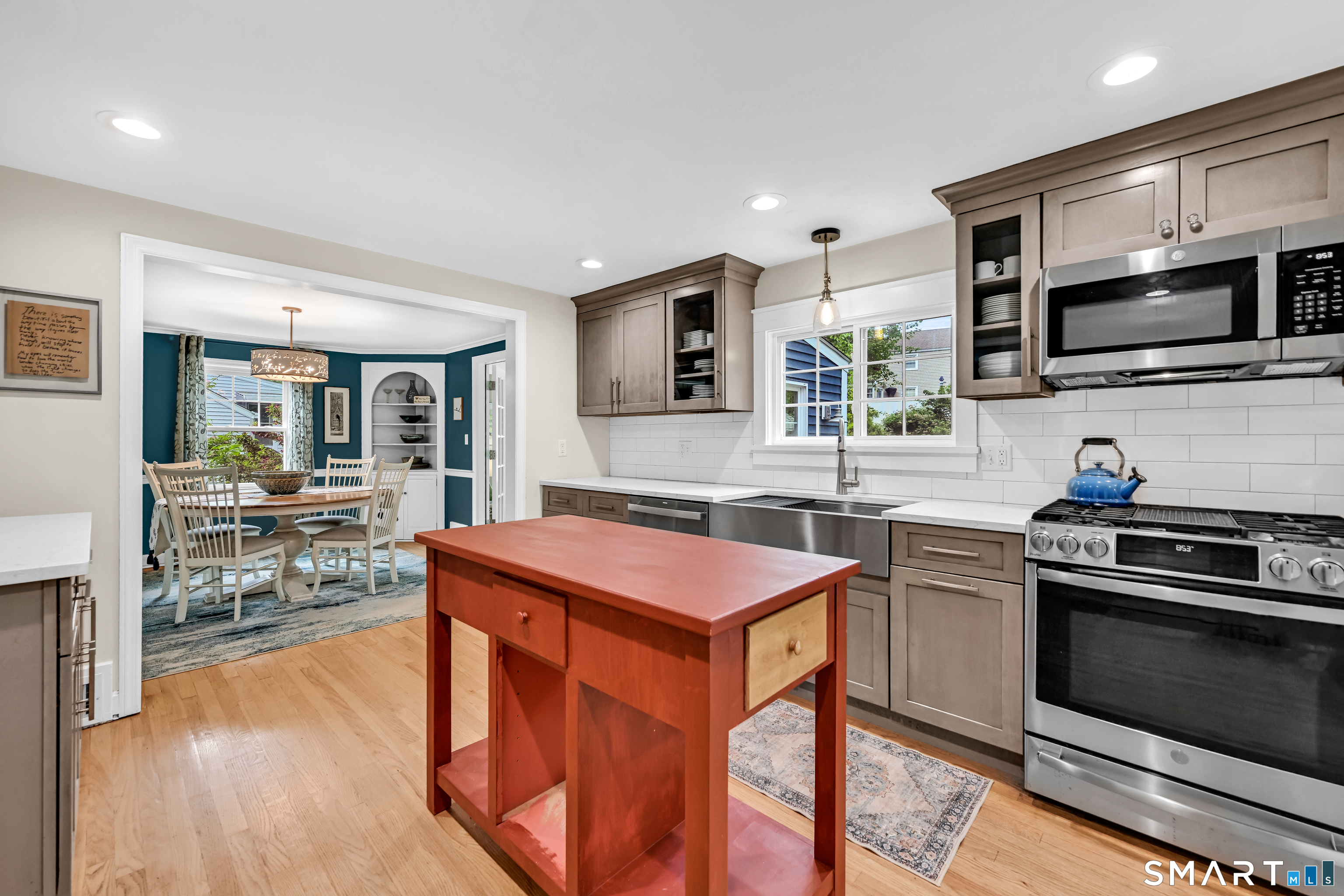 47 Spring Lane West Hartford CT 06107