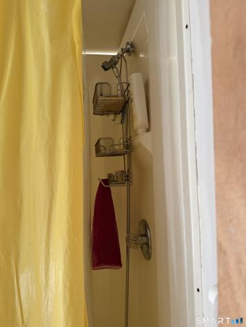 84 Lafayette Avenue East Hartford CT 06118