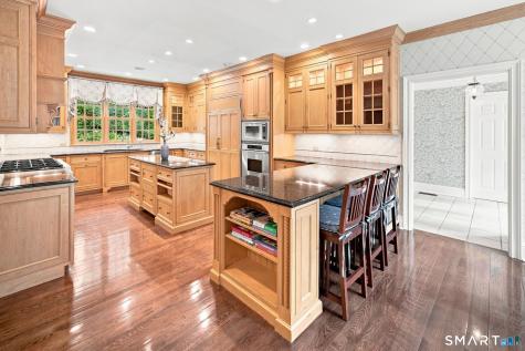 739 Lake Avenue Greenwich CT 06830