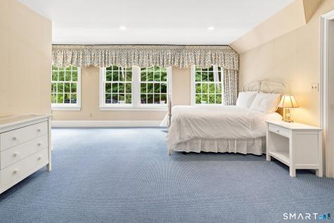739 Lake Avenue Greenwich CT 06830