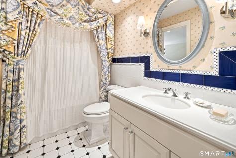 739 Lake Avenue Greenwich CT 06830