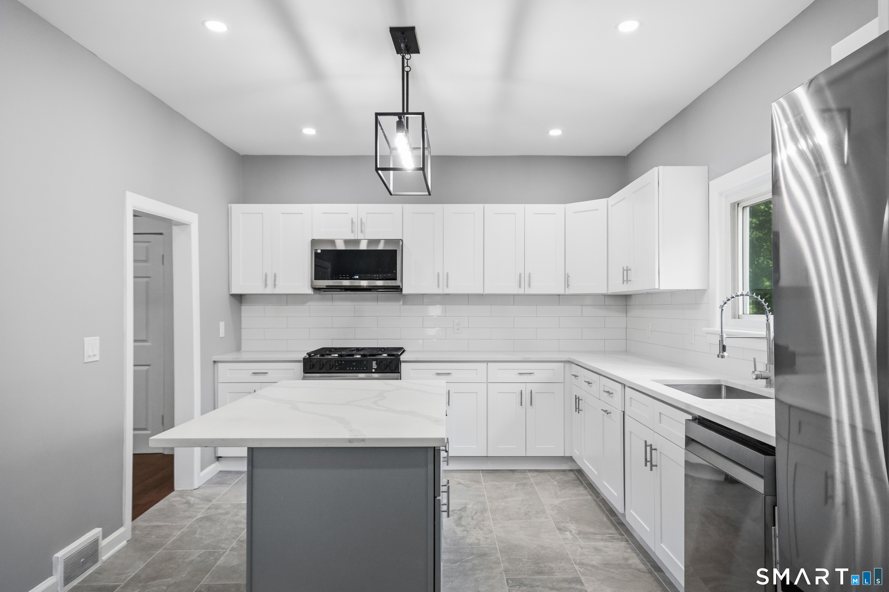 275 Riverview Avenue Shelton CT 06484