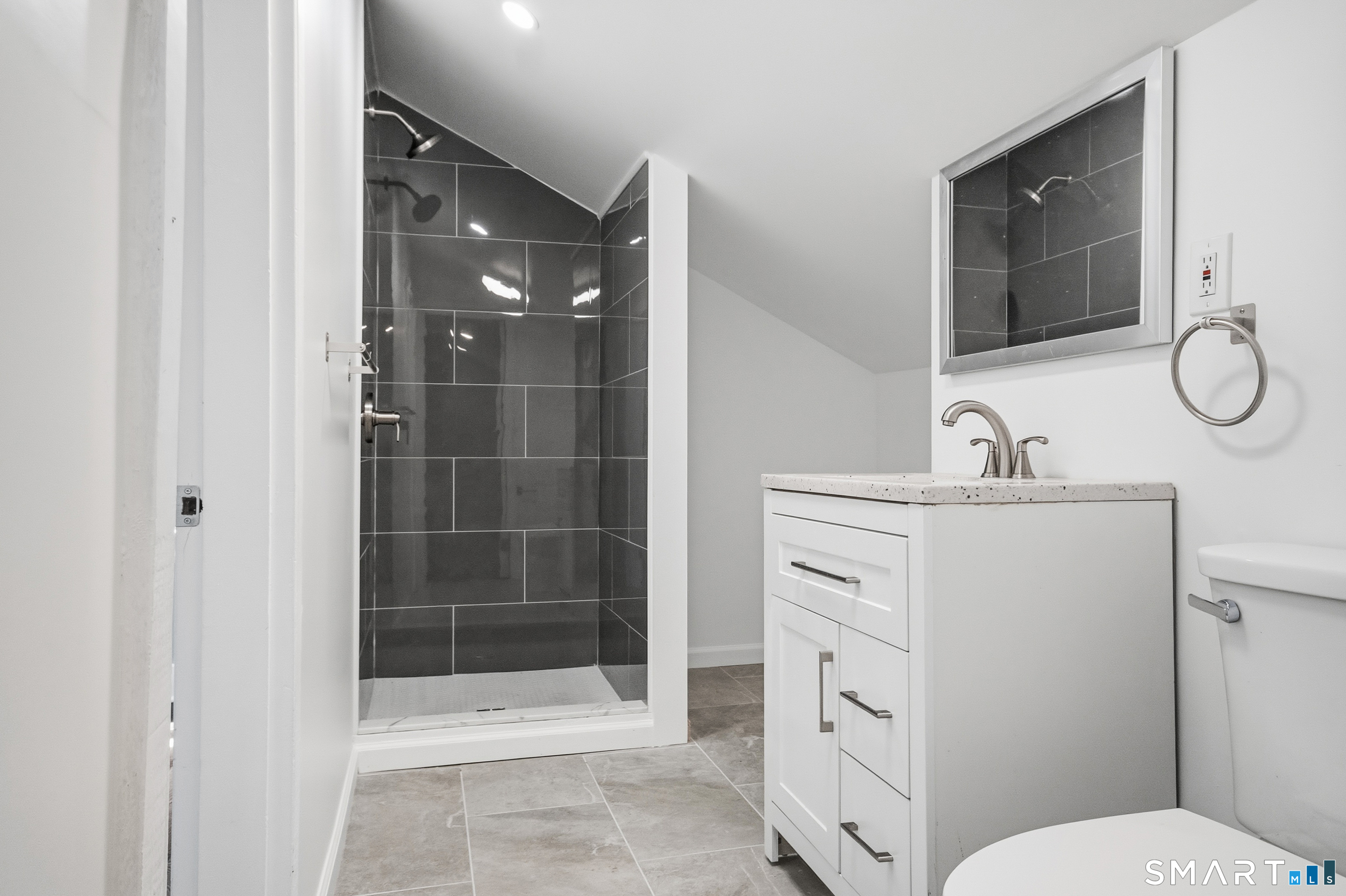 275 Riverview Avenue Shelton CT 06484