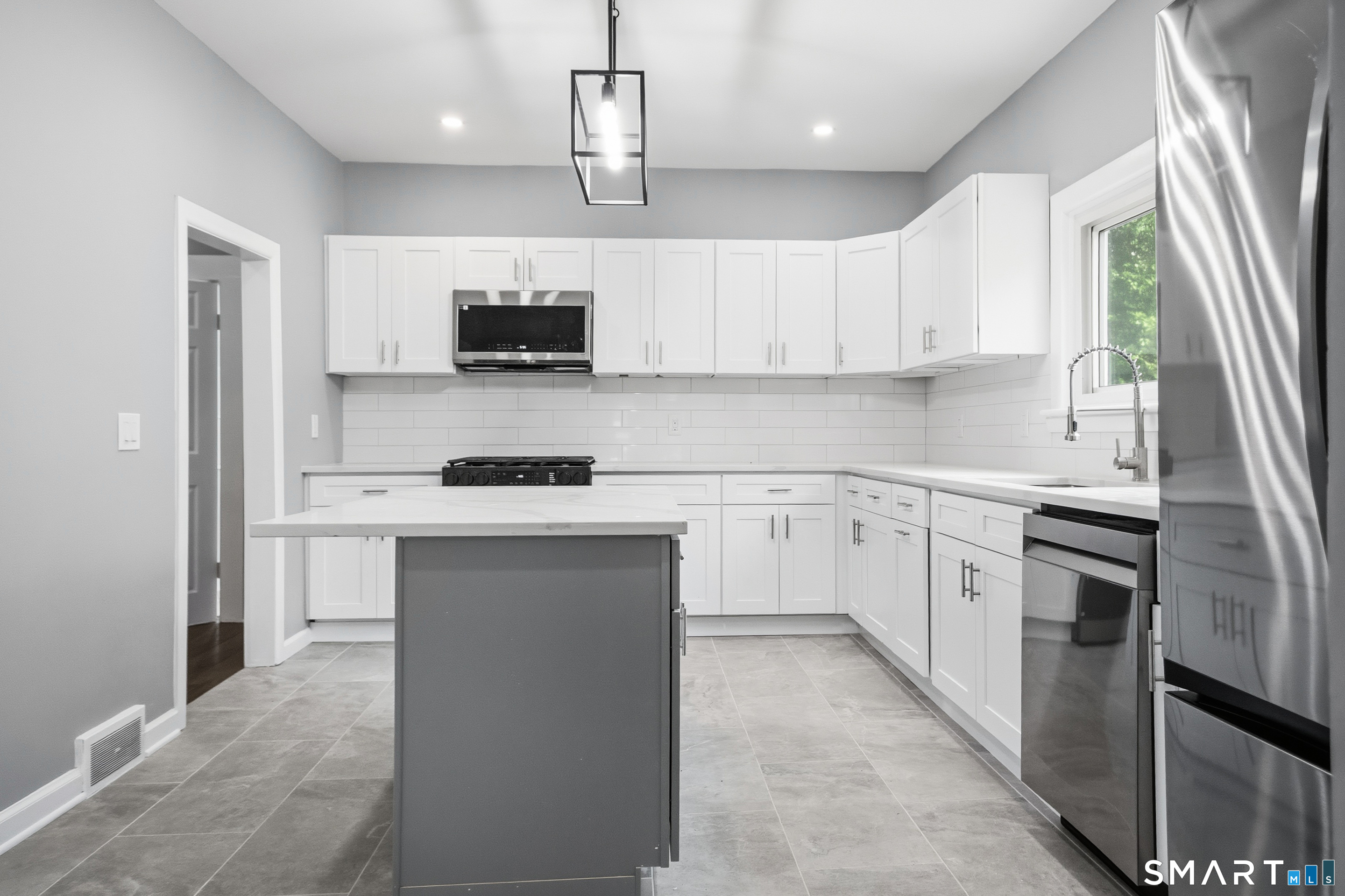 275 Riverview Avenue Shelton CT 06484