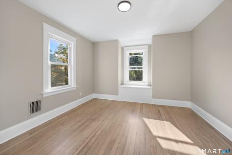 33 Monroe Street Shelton CT 06484