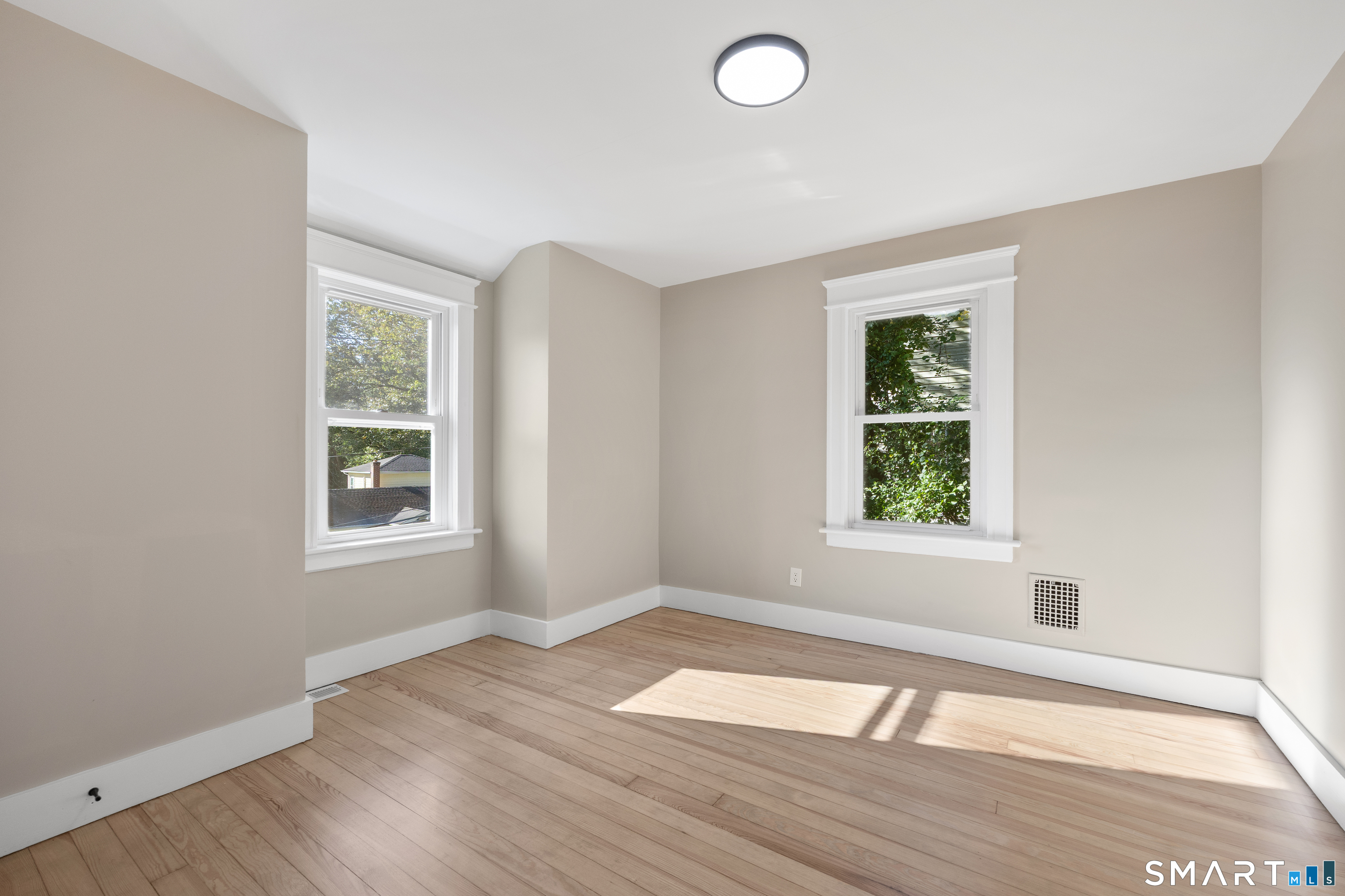 33 Monroe Street Shelton CT 06484