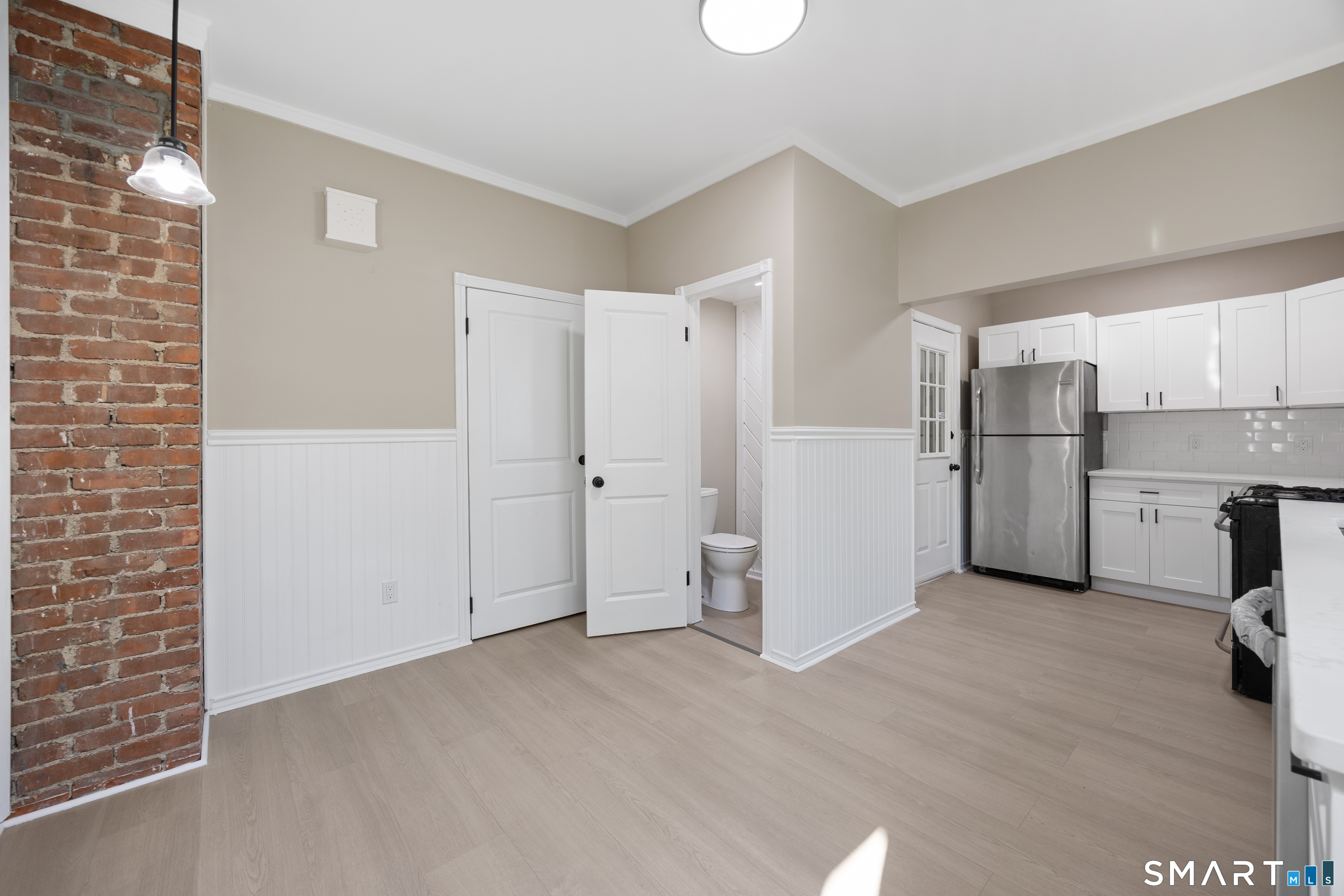 33 Monroe Street Shelton CT 06484