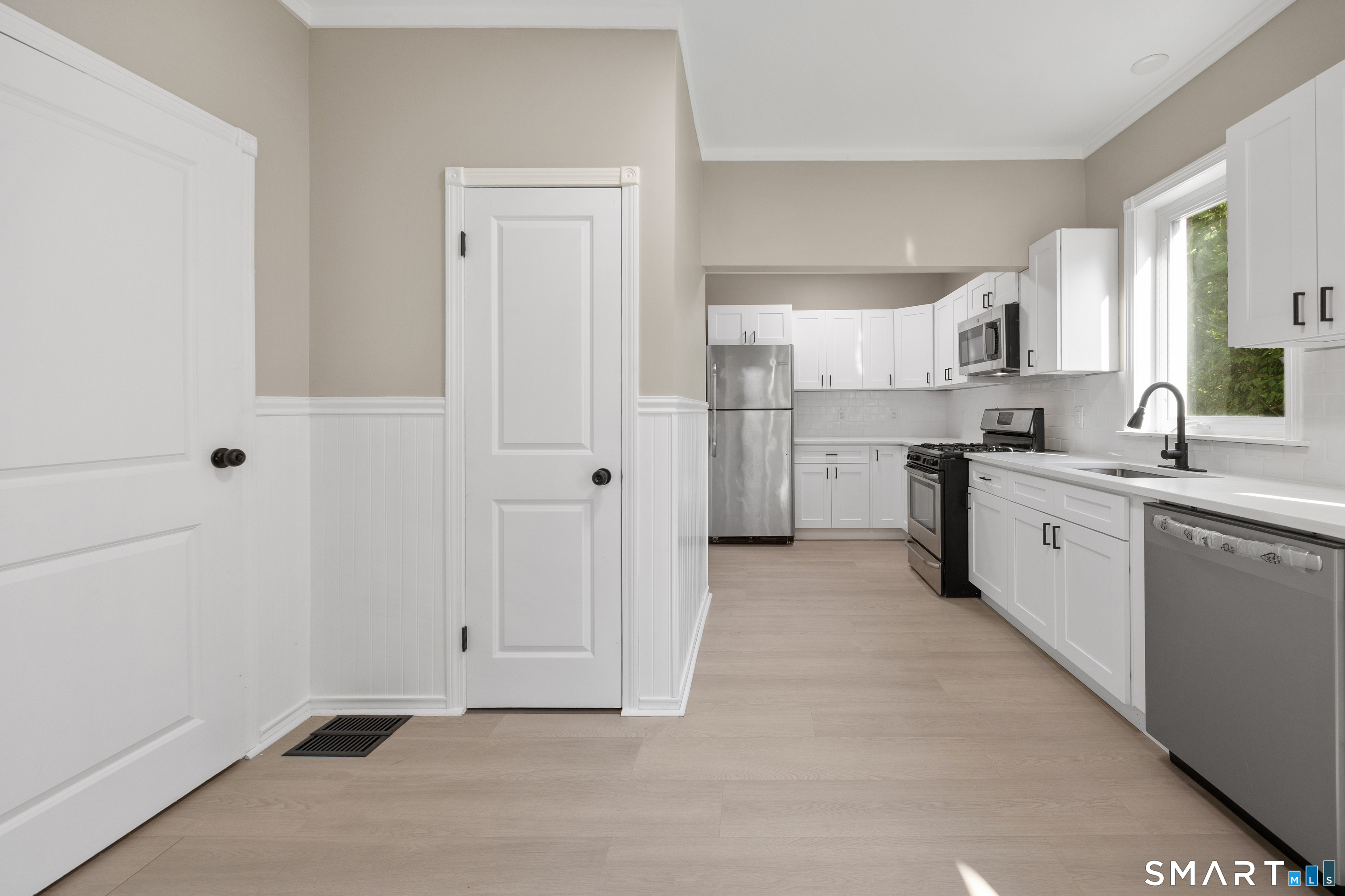 33 Monroe Street Shelton CT 06484