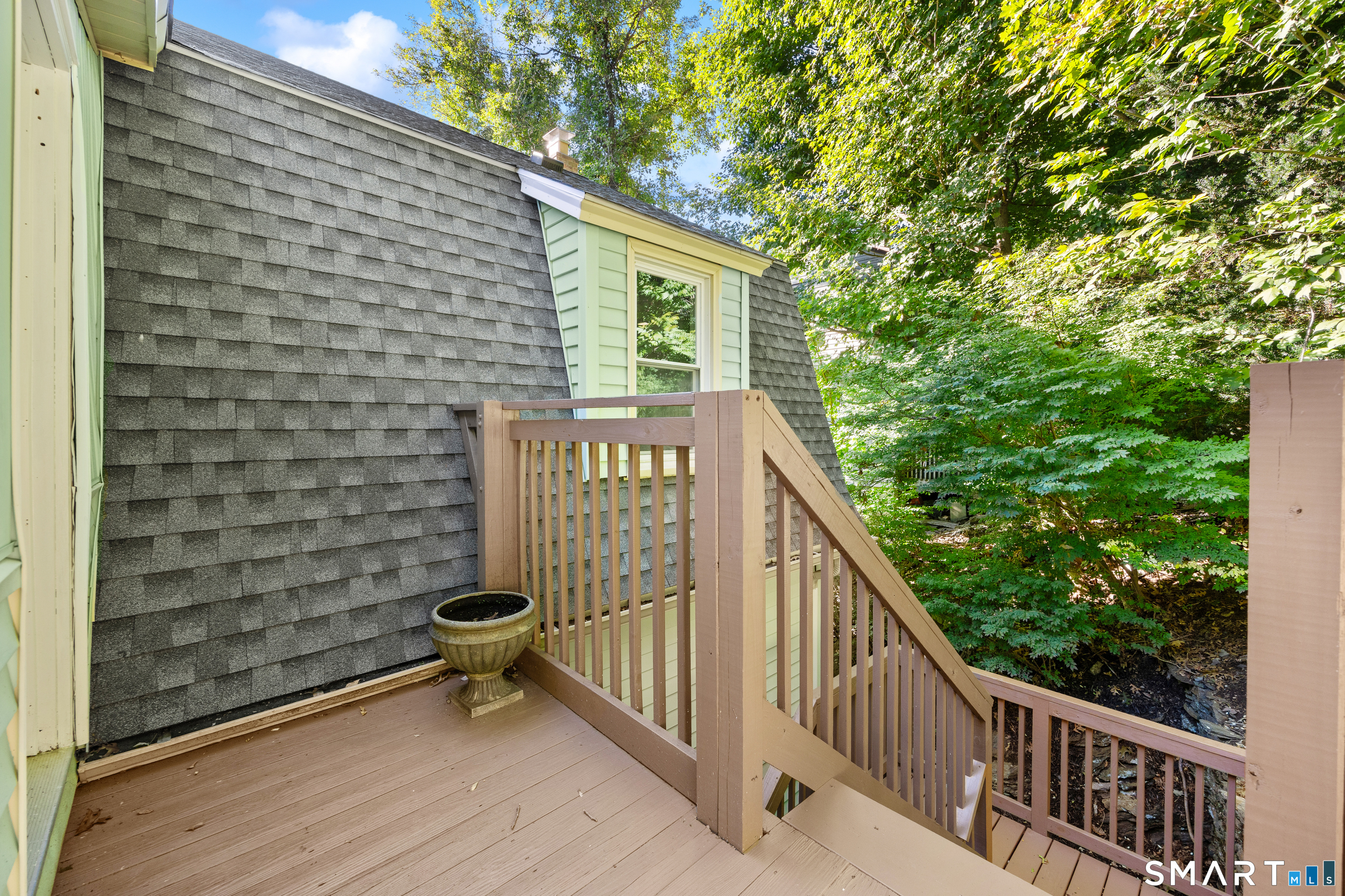 33 Monroe Street Shelton CT 06484