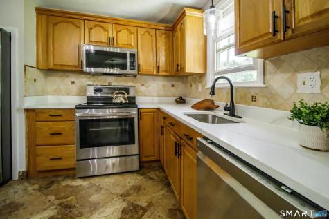 99 Elm Ridge Drive Rocky Hill CT 06067