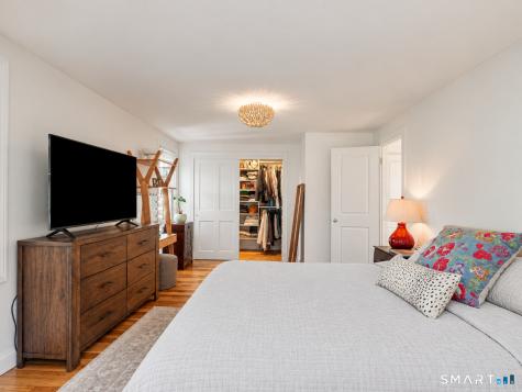 19 Ambler Drive Norwalk CT 06851