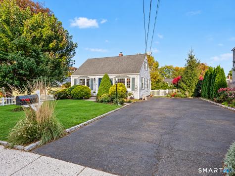 19 Ambler Drive Norwalk CT 06851