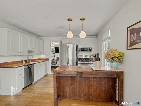 19 Ambler Drive Norwalk CT 06851