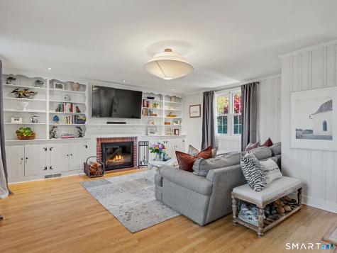 19 Ambler Drive Norwalk CT 06851