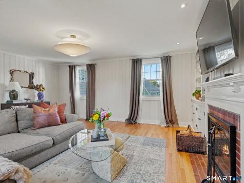 19 Ambler Drive Norwalk CT 06851