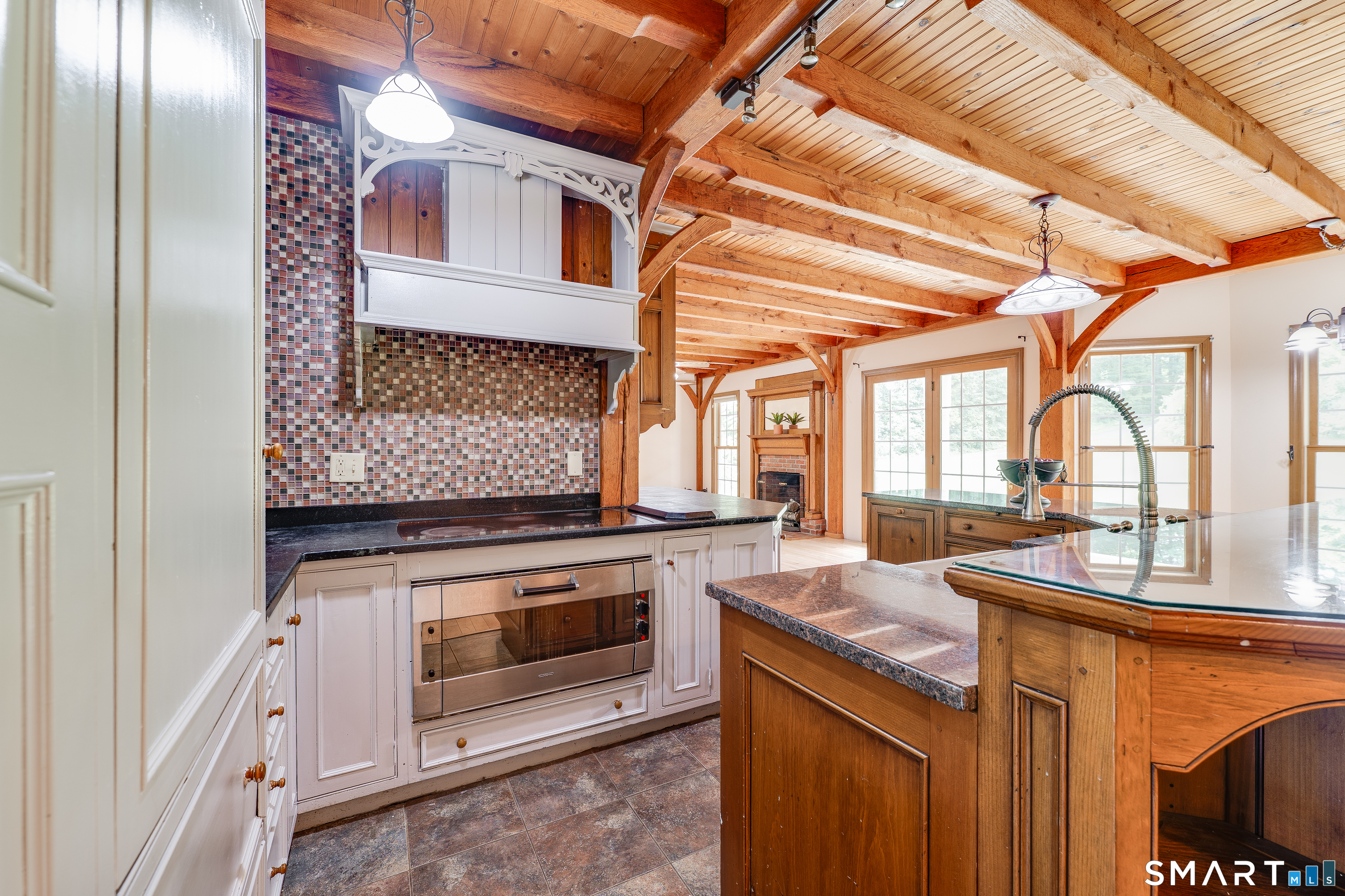 904 South Grand Street East Granby CT 06026
