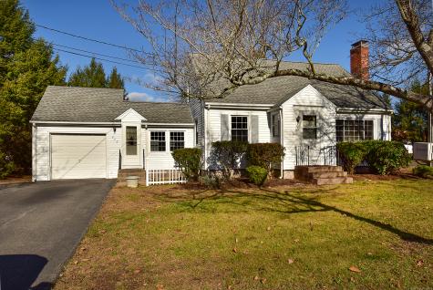 496 Hills Street East Hartford CT 06118