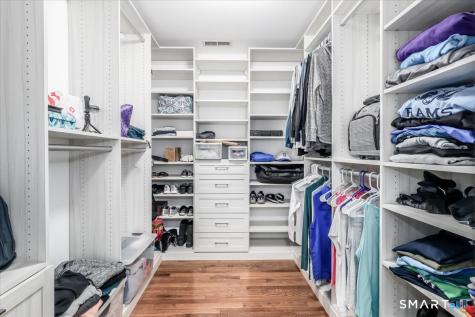 10 Canterbury Lane Newtown CT 06482