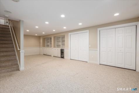 10 Canterbury Lane Newtown CT 06482