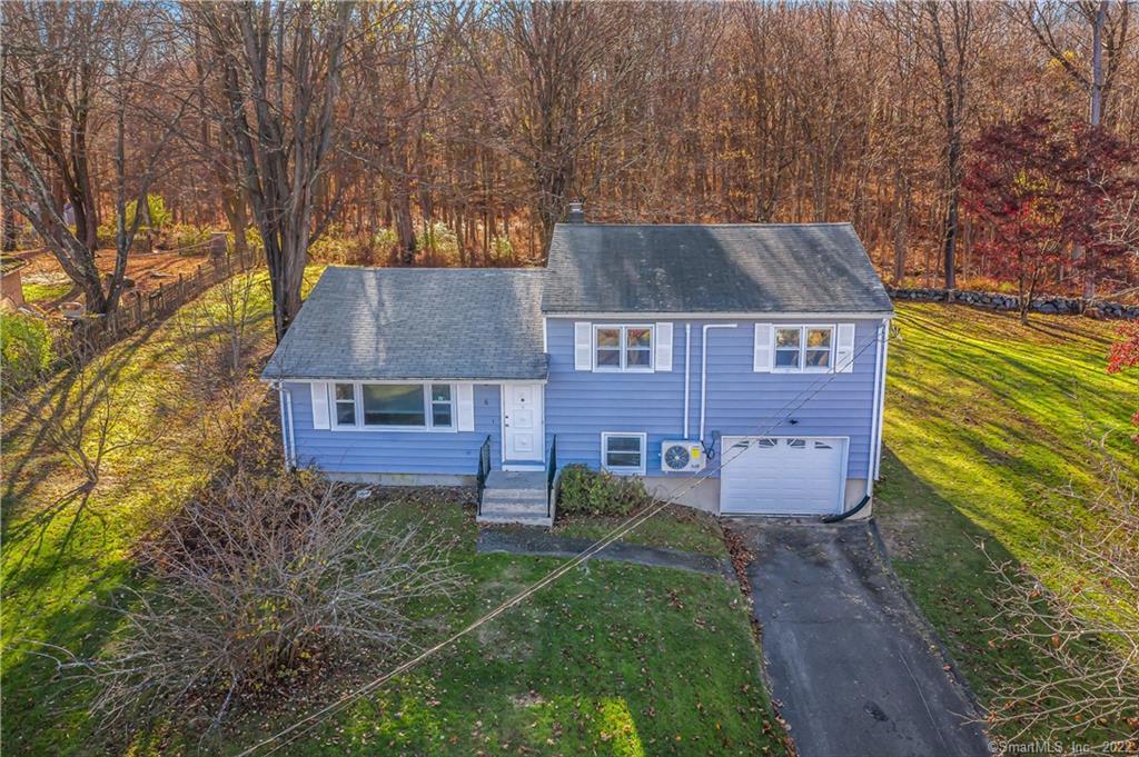 7 Kimberly Trail Danbury CT 06810