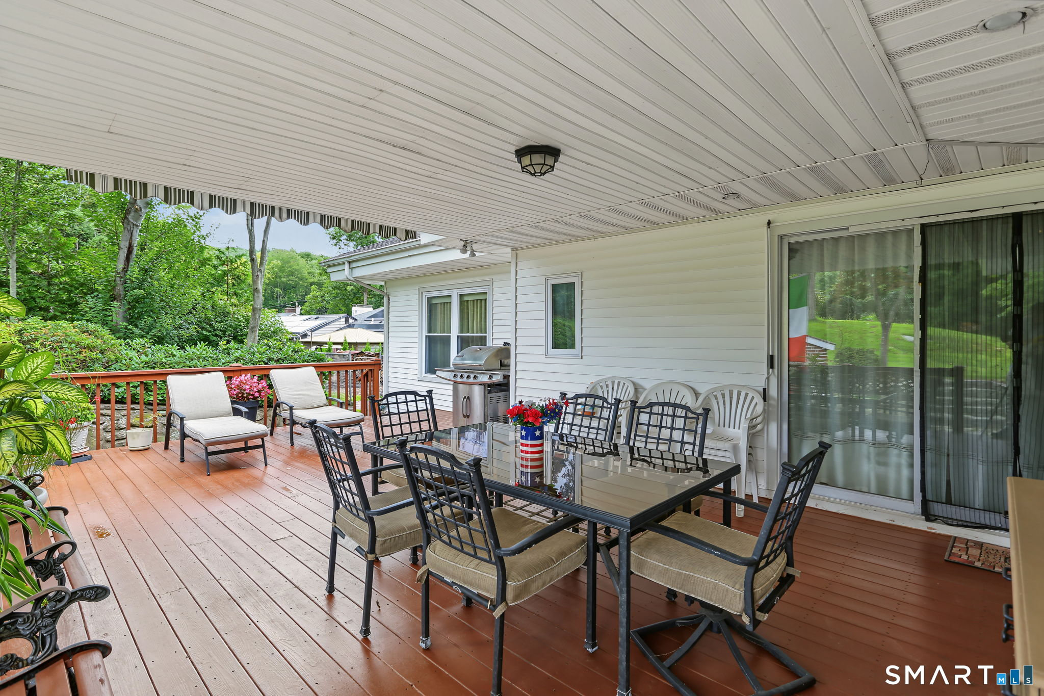 17 Little Plain Road Trumbull CT 06611