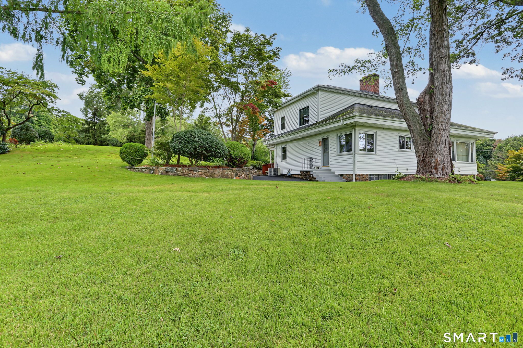 17 Little Plain Road Trumbull CT 06611