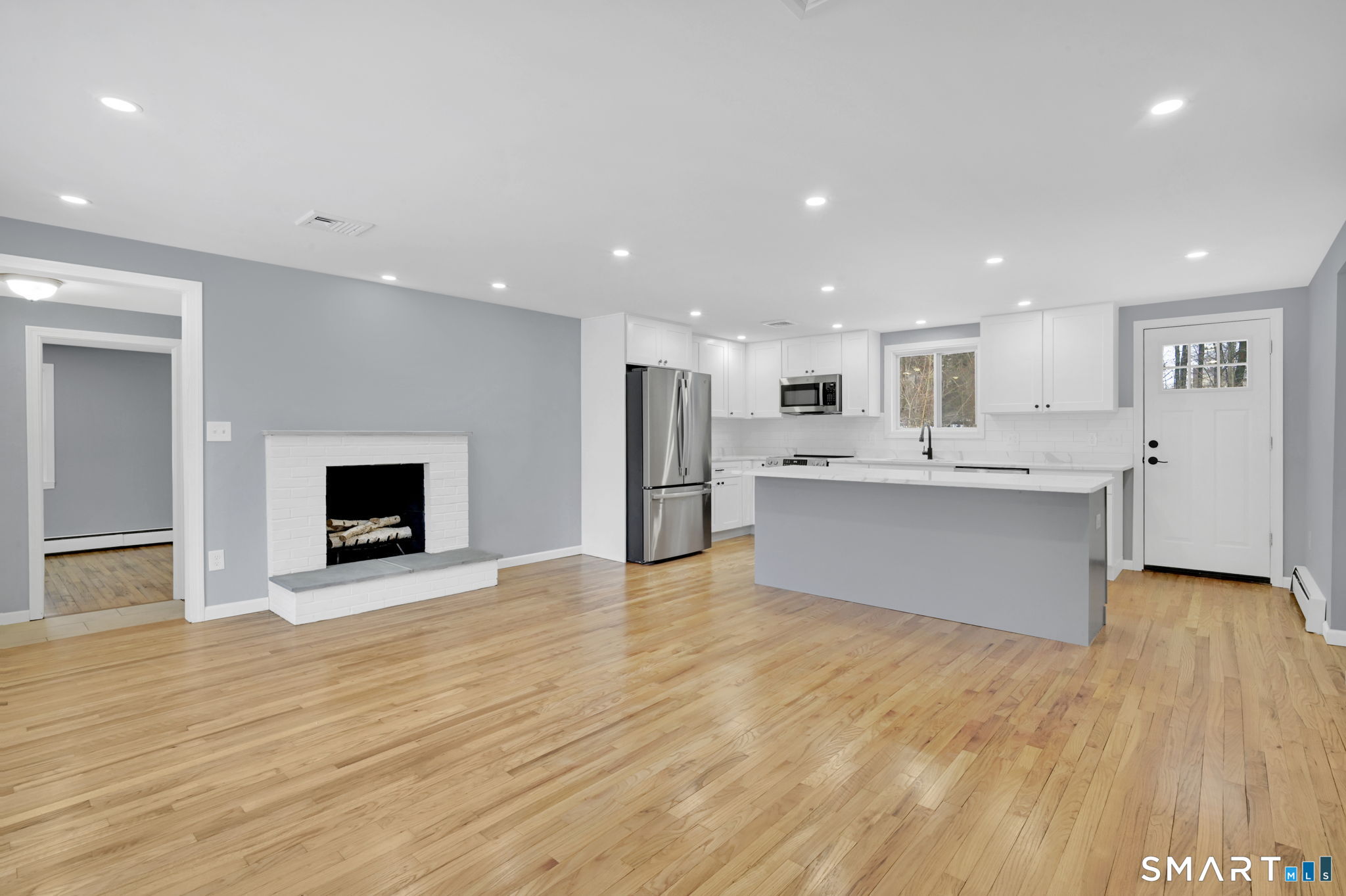 145 Farmstead Drive South Windsor CT 06074