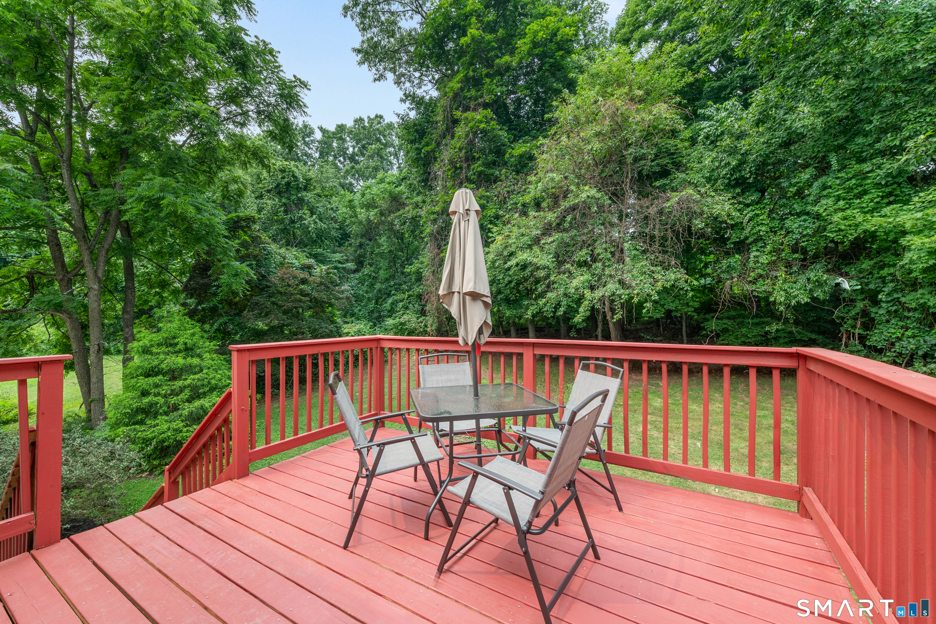 10 West Street Woodbridge CT 06525