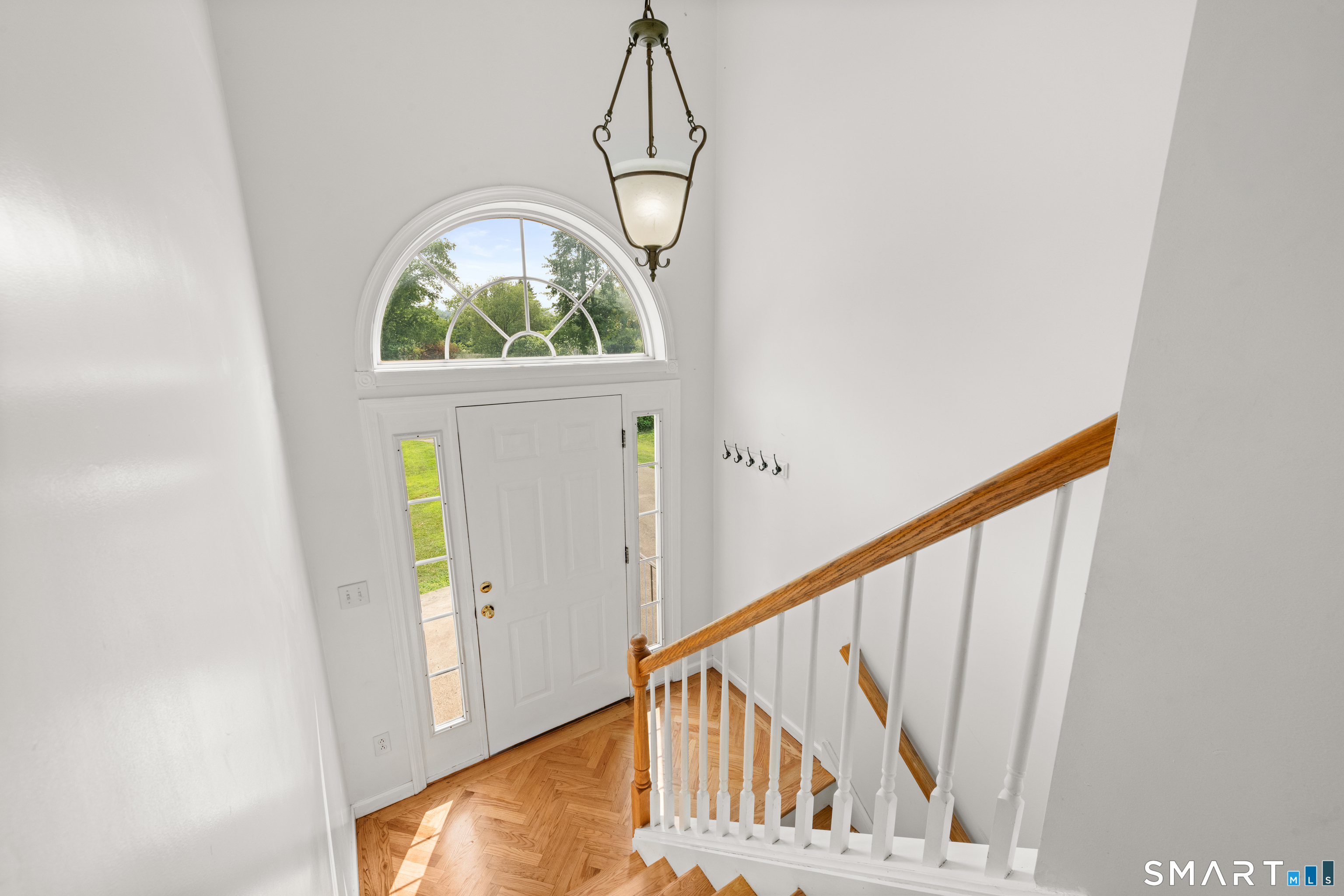 10 West Street Woodbridge CT 06525
