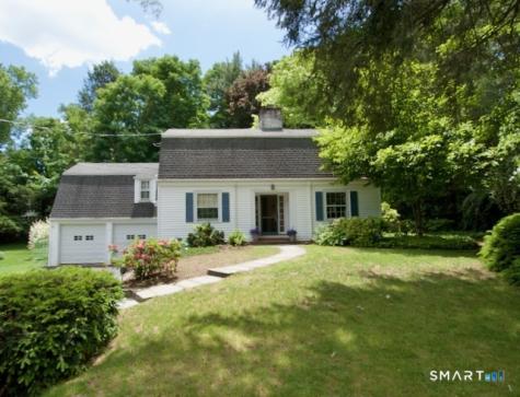 76 Hillsboro Drive West Hartford CT 06107