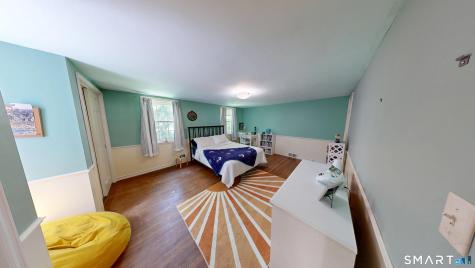 76 Hillsboro Drive West Hartford CT 06107